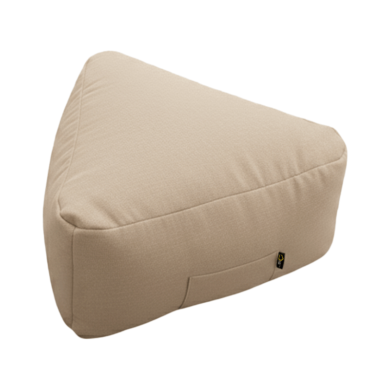 เบาะรองนั่งทรงสามเหลี่ยม RENITA HOME รุ่น ONIGIRI POUF สีครีม
